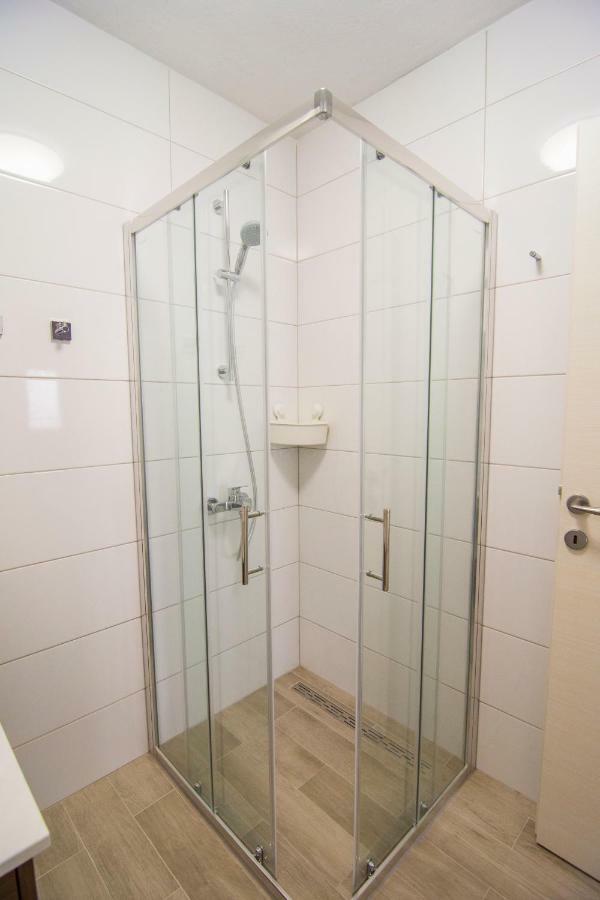 Apartments Pina بول المظهر الخارجي الصورة
